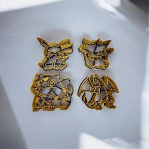 Pokemon Cookie Cutter Set of 4 Bulbasaur Charizard Pikachu and Gengar